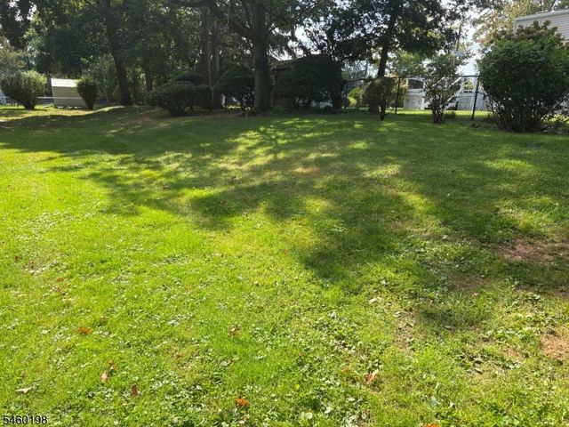 57 Francine Ave, West Caldwell Twp., NJ 07006