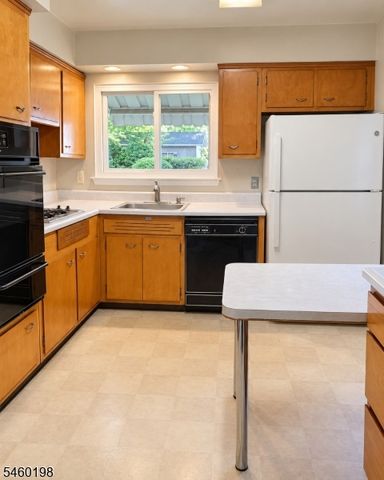57 Francine Ave, West Caldwell Twp., NJ 07006
