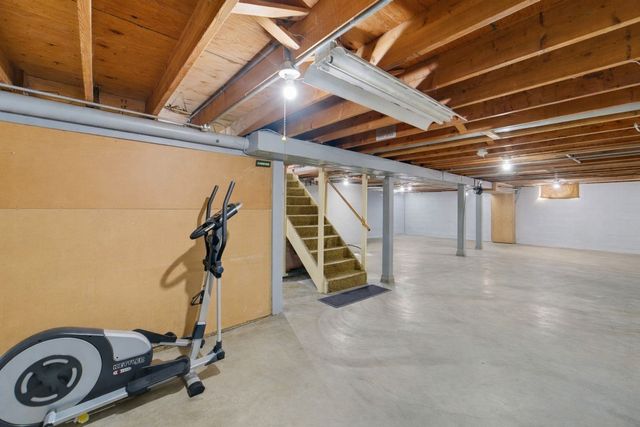 3008 E Shawnee Avenue, Des Moines, IA 50317