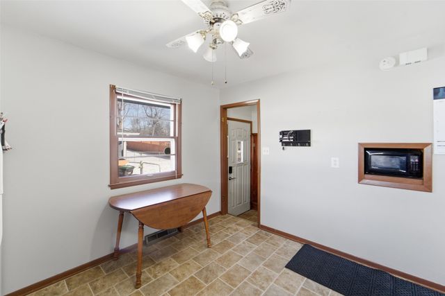 3008 E Shawnee Avenue, Des Moines, IA 50317