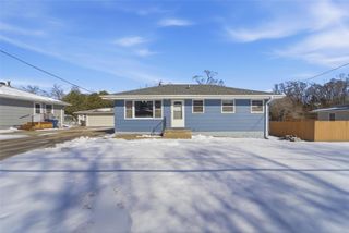 3008 E Shawnee Avenue, Des Moines, IA 50317