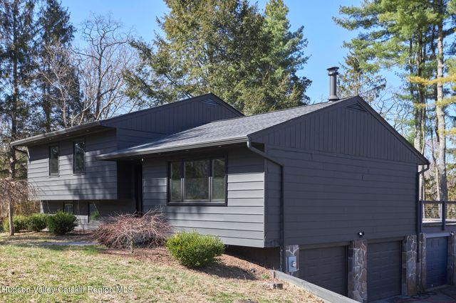 361 Allen Road, Salt Point, NY 12578