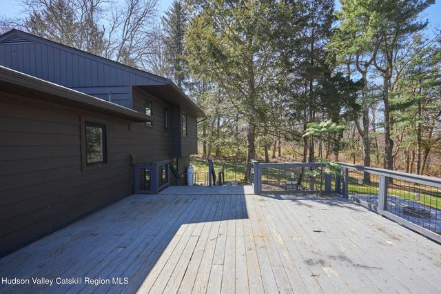 361 Allen Road, Salt Point, NY 12578