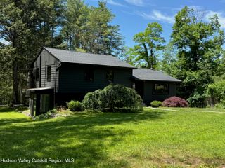361 Allen Road, Salt Point, NY 12578