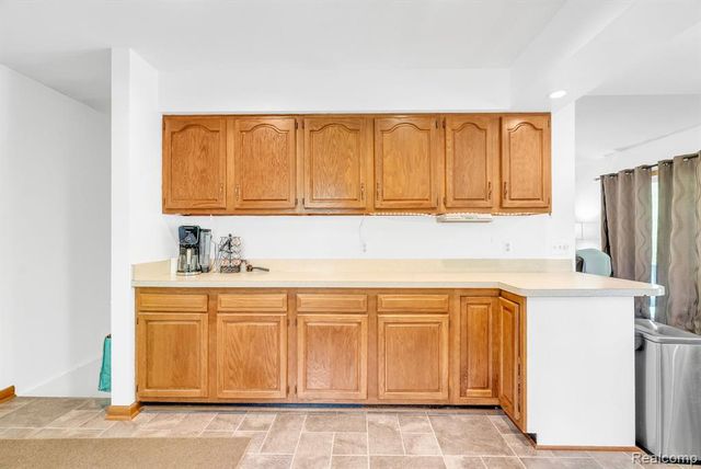 3176 Yorkshire Drive, Port Huron, MI 48060