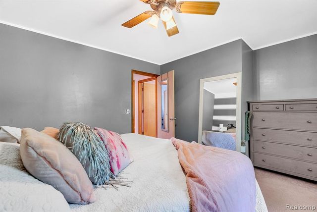 3176 Yorkshire Drive, Port Huron, MI 48060