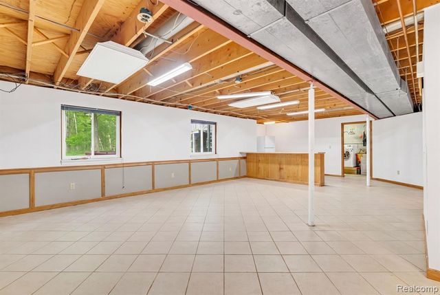 3176 Yorkshire Drive, Port Huron, MI 48060