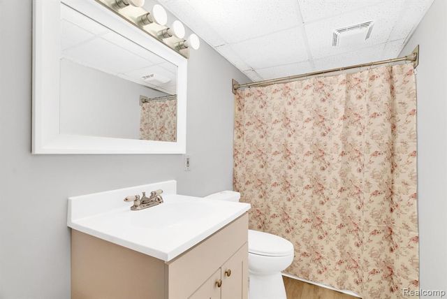 3176 Yorkshire Drive, Port Huron, MI 48060