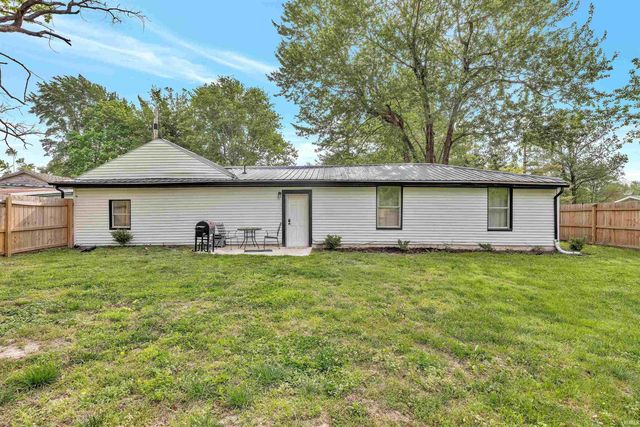 899 Inderrieden Road, Chandler, IN 47610