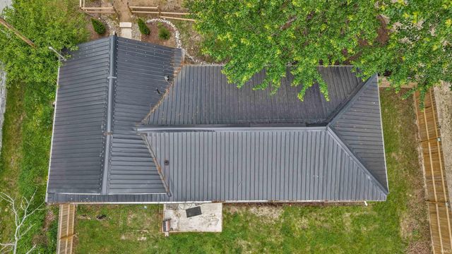 899 Inderrieden Road, Chandler, IN 47610