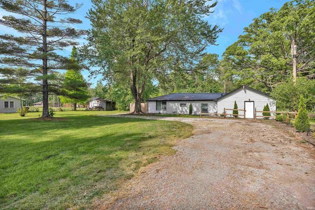 899 Inderrieden Road, Chandler, IN 47610