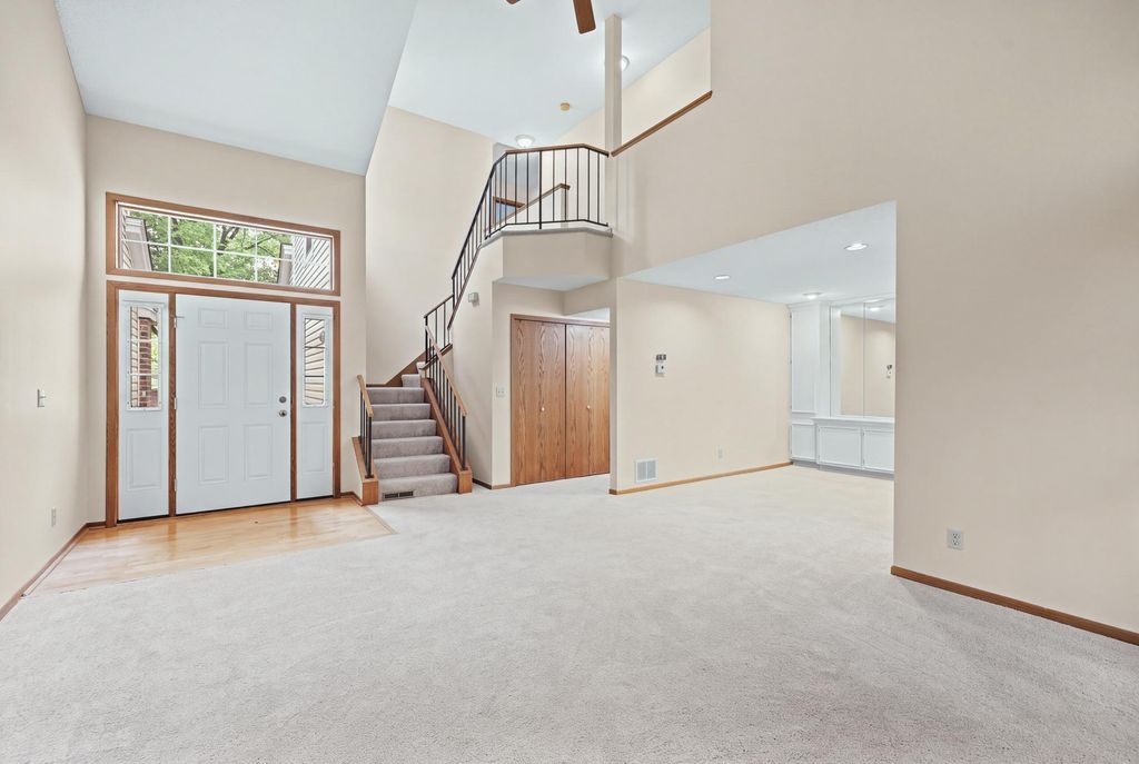 11106 Oregon Avenue S, Bloomington, MN 55438 — photo 5