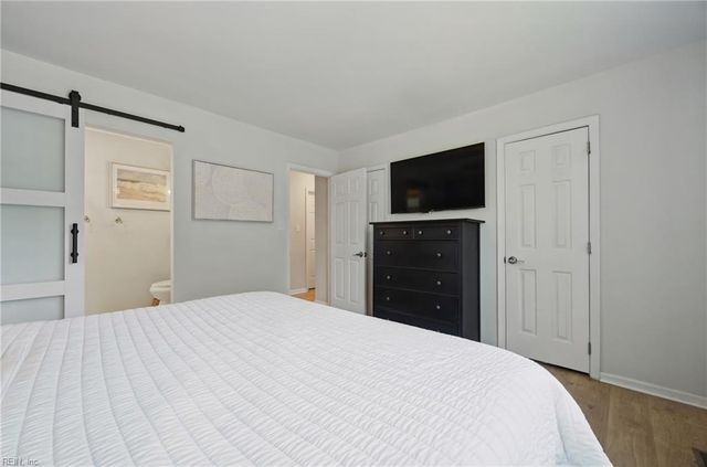 10 Locust RN, Poquoson, VA 23662