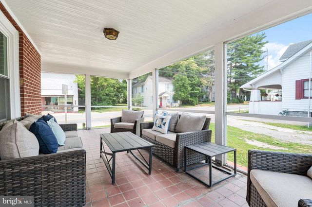 104 WALNUT ST, Church Hill, MD 21623