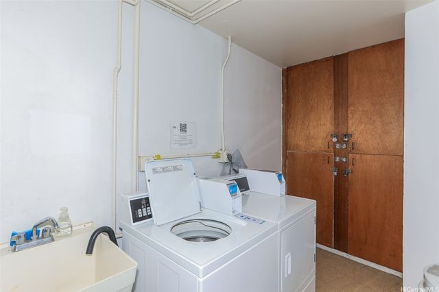 1139 9th Avenue 202, Honolulu, HI 96816