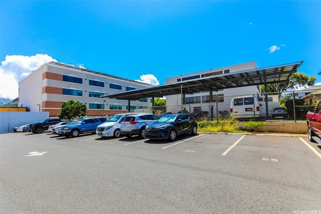 1139 9th Avenue 202, Honolulu, HI 96816