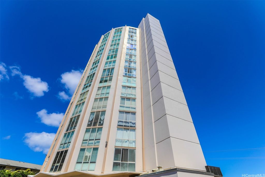 1139 9th Avenue 202, Honolulu, HI 96816