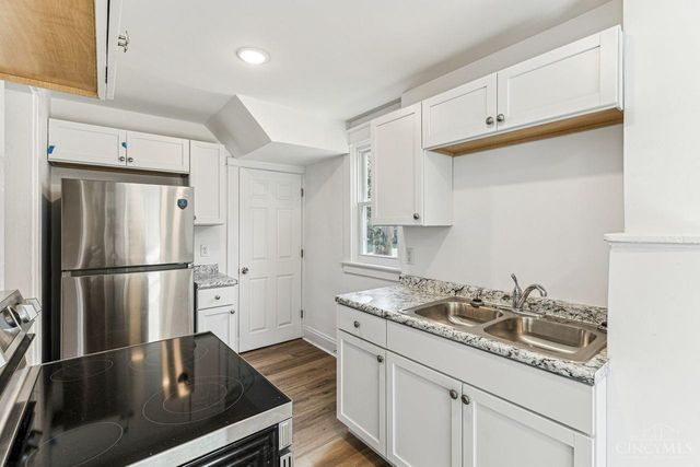 2245 Quebec Road, Cincinnati, OH 45214