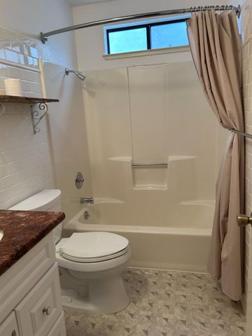 17151 Mountain View Drive, Applegate, CA 95703