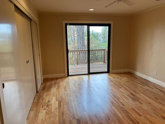 17151 Mountain View Drive, Applegate, CA 95703