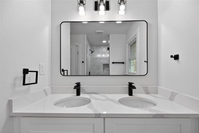 926 Green Valley Road, Mableton, GA 30126