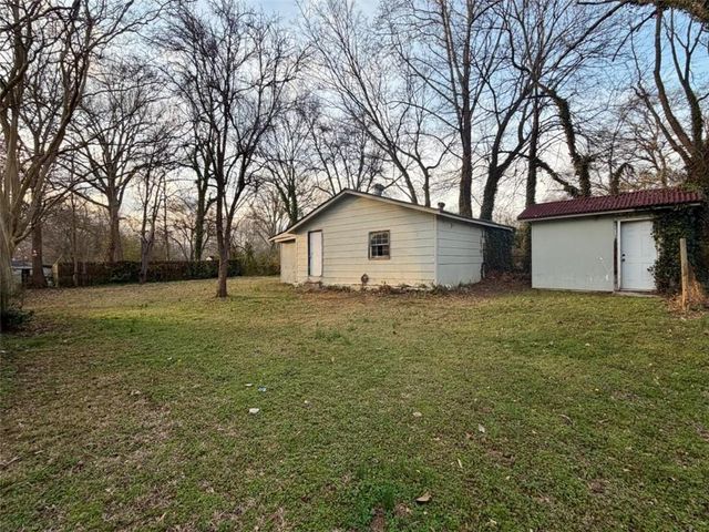 926 Green Valley Road, Mableton, GA 30126