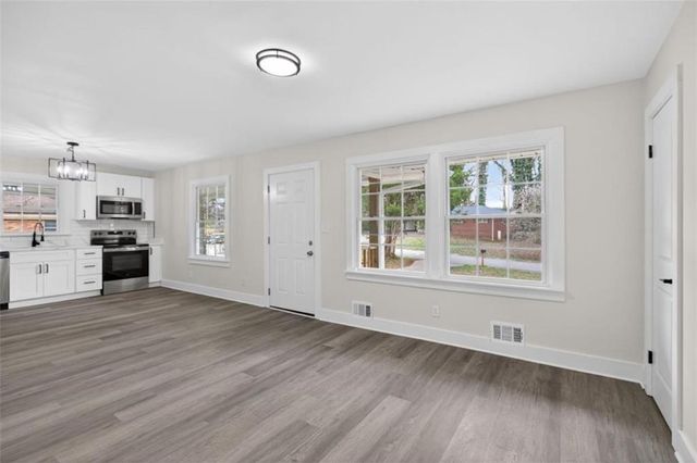 926 Green Valley Road, Mableton, GA 30126