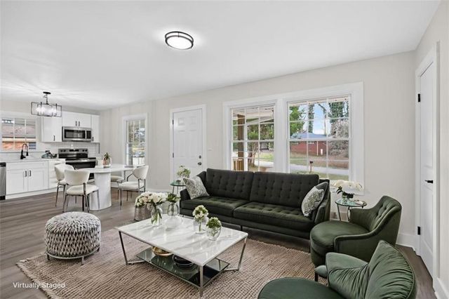 926 Green Valley Road, Mableton, GA 30126