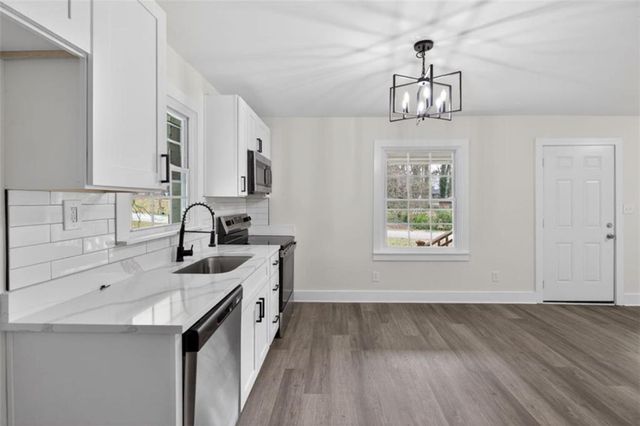 926 Green Valley Road, Mableton, GA 30126