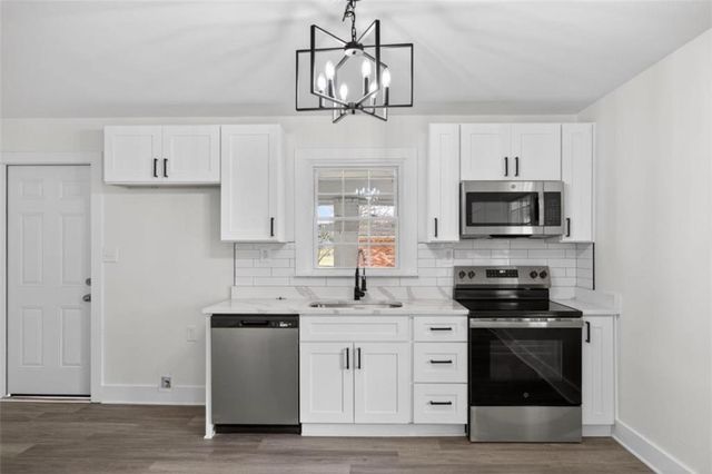 926 Green Valley Road, Mableton, GA 30126