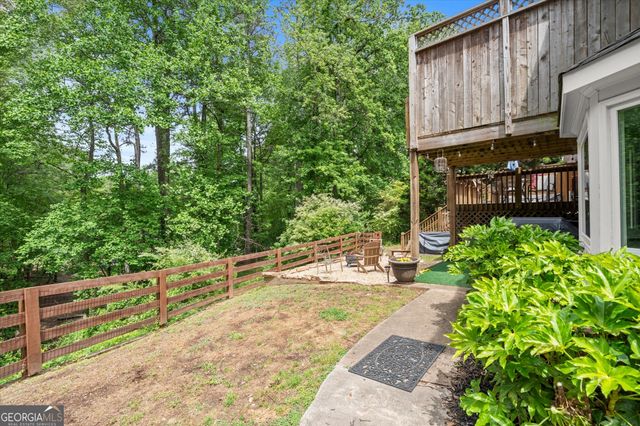 9040 Ruby Lane, Gainesville, GA 30506