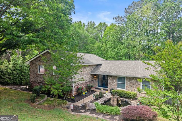 9040 Ruby Lane, Gainesville, GA 30506