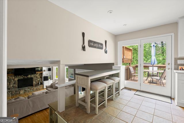 9040 Ruby Lane, Gainesville, GA 30506