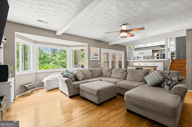 9040 Ruby Lane, Gainesville, GA 30506