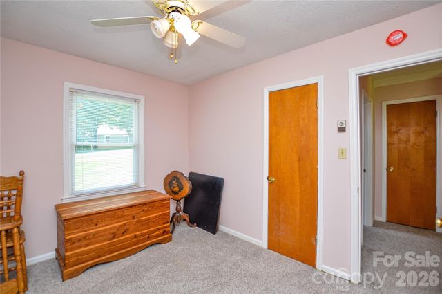 518 Vinecrest Drive, Matthews, NC 28105