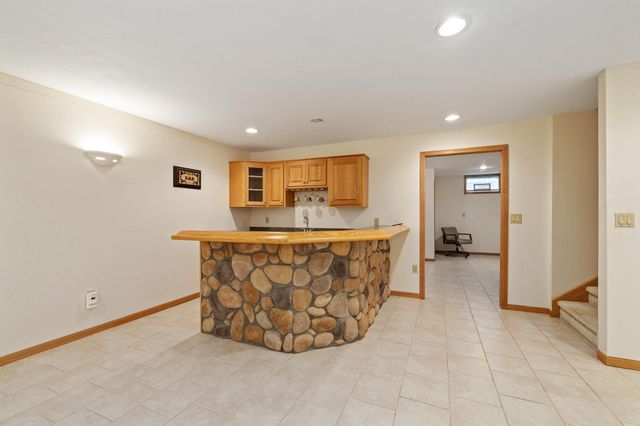930 Highway 65 S, Mora, MN 55051