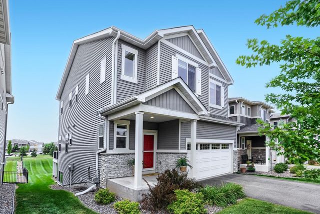 8251 Deerwood Lane N, Maple Grove, MN 55369