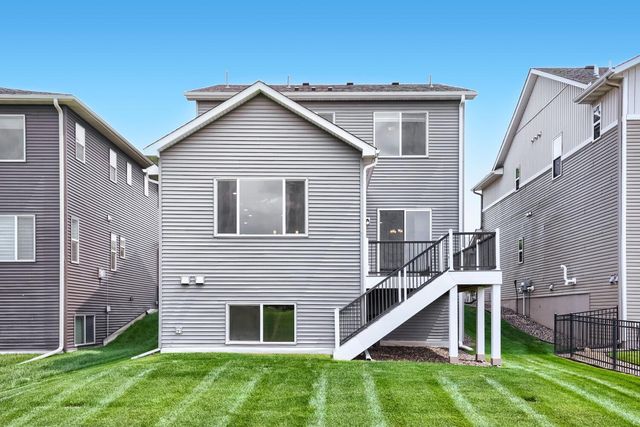 8251 Deerwood Lane N, Maple Grove, MN 55369