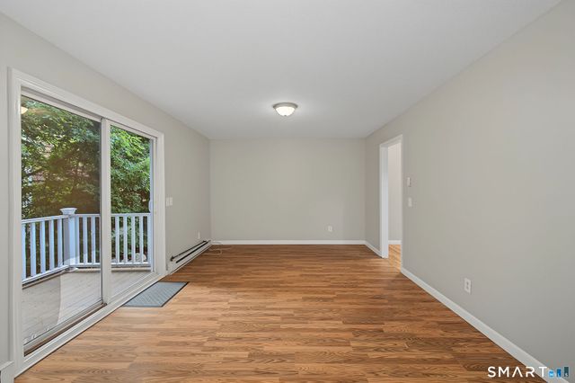 6 Irving Place 3C, Danbury, CT 06810