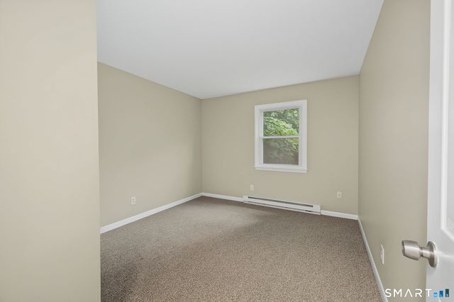 6 Irving Place 3C, Danbury, CT 06810