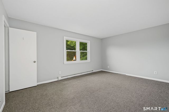 6 Irving Place 3C, Danbury, CT 06810