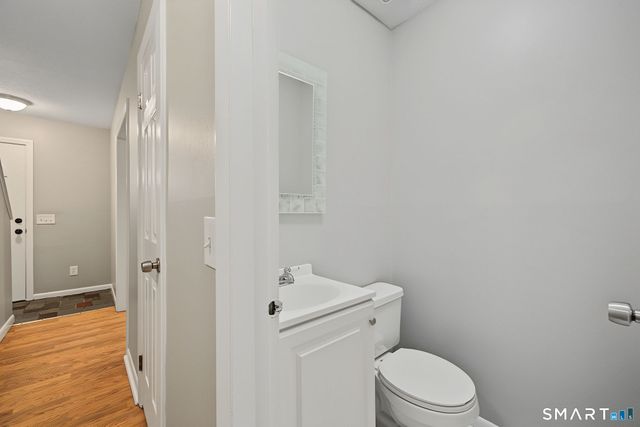 6 Irving Place 3C, Danbury, CT 06810