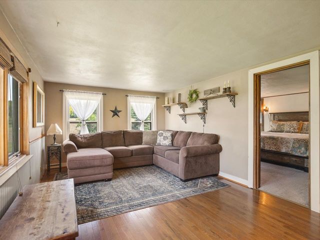 8899 Mcdougall Road, Rockford, IL 61101
