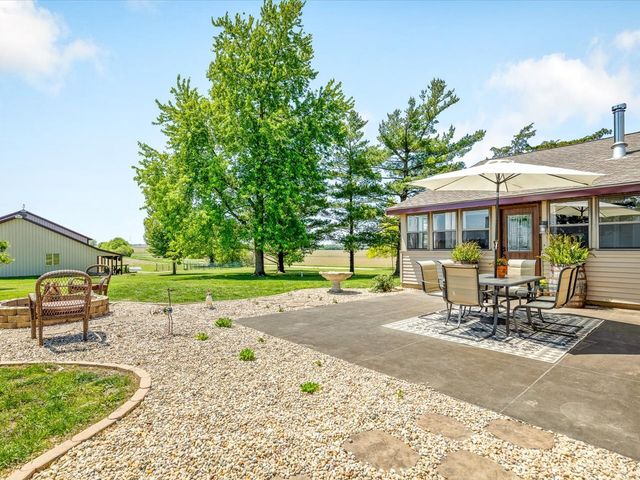 8899 Mcdougall Road, Rockford, IL 61101