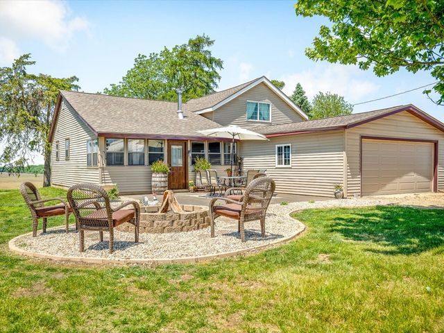 8899 Mcdougall Road, Rockford, IL 61101