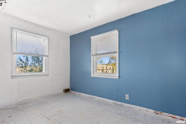 12952 CARTER Road, Pekin, IL 61554