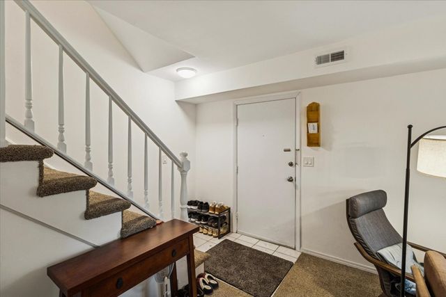 2169 N Dogwood Lane 46C, Palatine, IL 60074