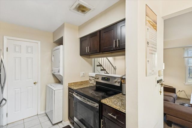 2169 N Dogwood Lane 46C, Palatine, IL 60074