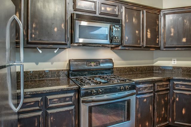 2110 Portland Ave Apt 303, Nashville, TN 37212