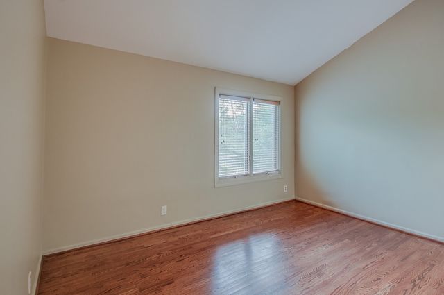 2110 Portland Ave Apt 303, Nashville, TN 37212